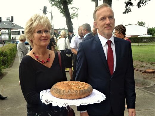 Starości Dożynek 2017: Pani Małgorzata Lewandowska i Pan Dariusz Jeździkowski z Kolankowa